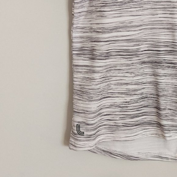 Lolë Repose Short Sleeve T-Shirt - Picture 5 of 10